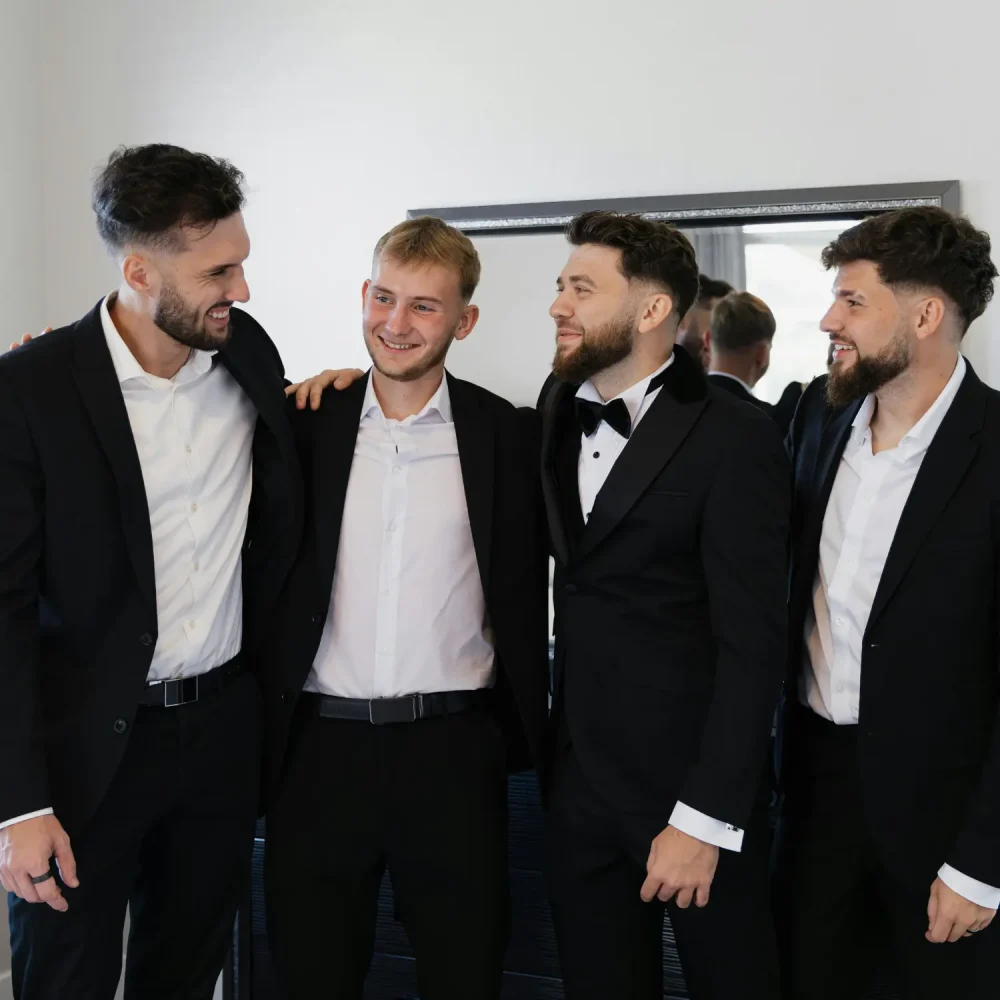 groomsmen